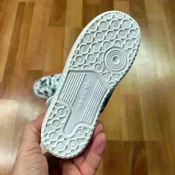 💰HUGE CLEARANCE SALE 💰 Adidas Originals Jeremy Scott Forum Low Mono  I JS - Picture 11 of 12